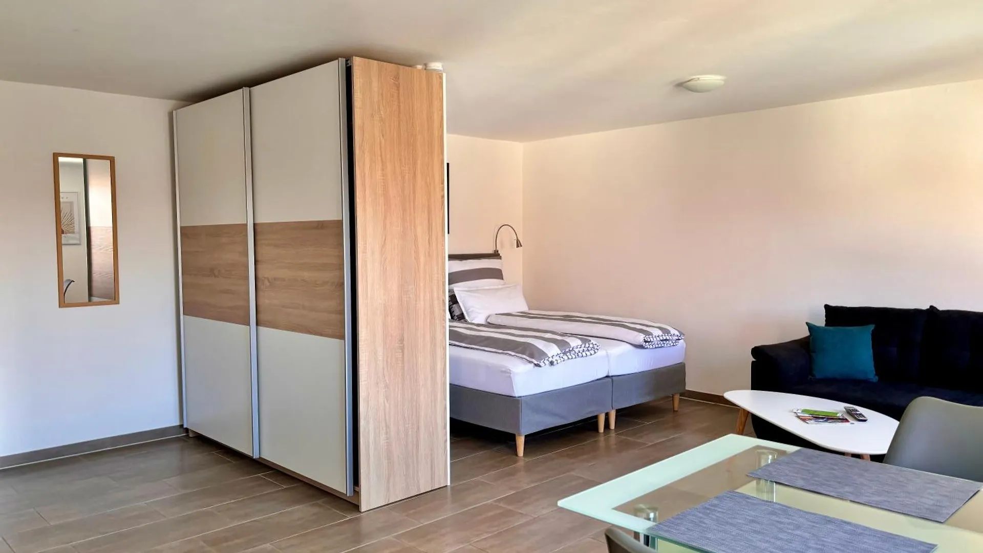 Shining Apartment In Bamberg 0*,